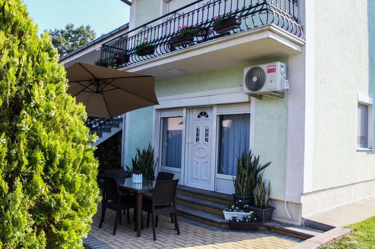 Asteris Appartement *